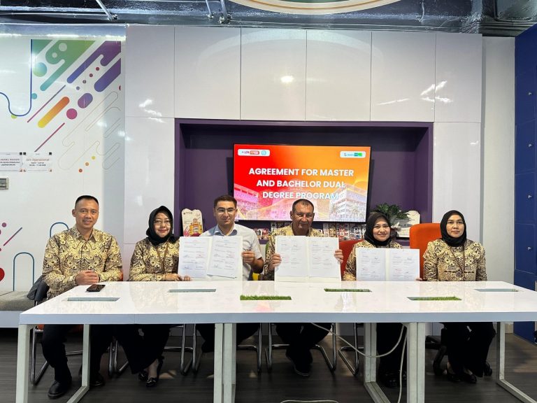 FPEB UPI dan Termez University  of Economics and Service Tandatangani Implementasi Kerjasama