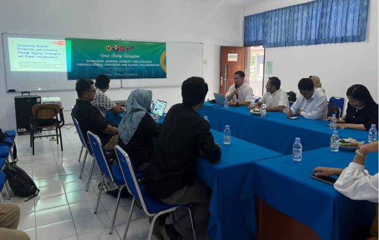 FPEB UPI dan Mitra Gelar FGD Internasional untuk Tingkatkan Visibilitas dan Sitasi Jurnal Melalui Strategi Digital dan Kolaborasi Global