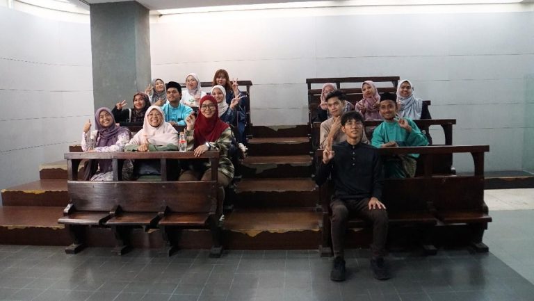 Kunjungan Akademik USM Malaysia: Jelajahi Sejarah Pendidikan di Museum Pendidikan Nasional UPI