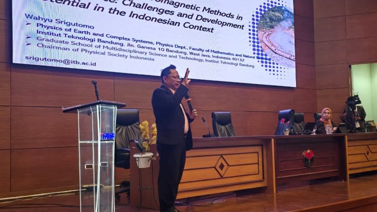 Prodi Pendidikan Fisika dan Prodi Fisika FPMIPAUPI Selenggarakan2nd International Physics Conference (IPC) dan SiNaFi XI 2025: Fisika untuk Dunia yang Lebih Baik