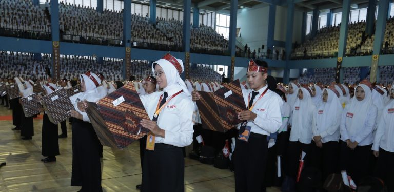 UPI Sambut 12.519 Mahasiswa Baru Lewat MOKAKU 2025: Siapkan Generasi Emas 2045