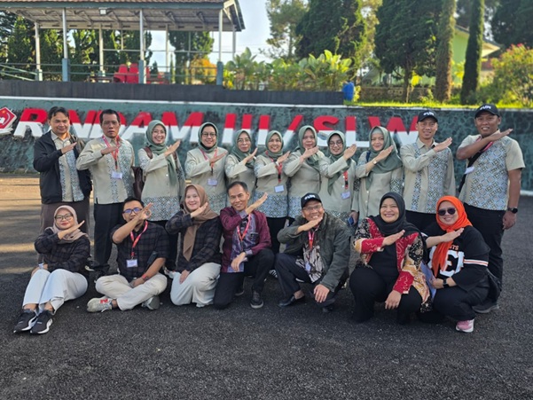 Partisipasi Pimpinan FPEB UPI Dalam Retret Kepemimpinan