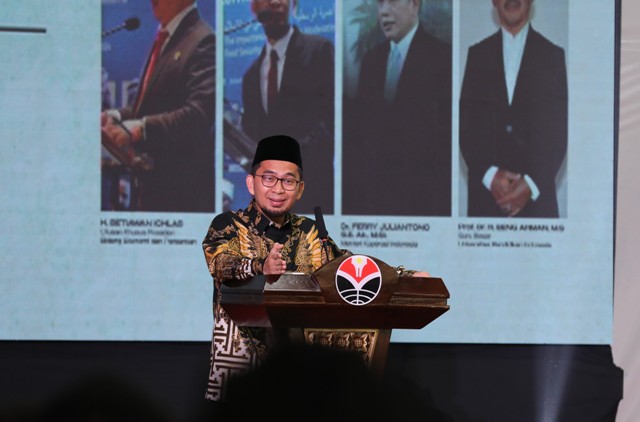 Seminar Nasional Ekonomi Kerakyatan: Implementasi Asta Cita dan Nilai Filosofis Pancasila