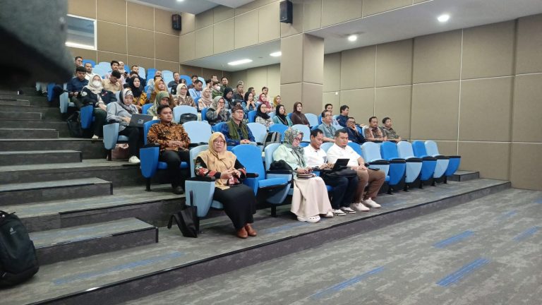 Dekan FPTI UPI Tekankan Pentingnya Pelayanan Prima, Kunci Utama Mendukung Mutu Pendidikan Tinggi