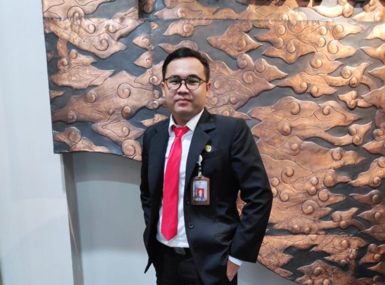 Dari Hening Pengabdian, Menggema Suara Keunggulan