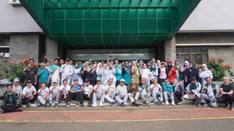 Peluncuran Program Green Campus: FIP UPI Lakukan Pengeboran Area Biopori