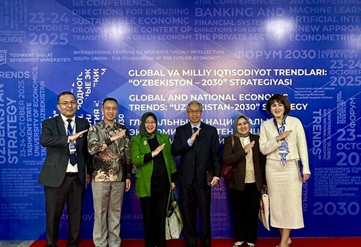 Rektor UPI Menjadi Pembicara Kunci 4th International Forum “Global and National Economic Trends: Uzbekistan – 2030