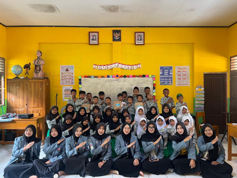Mahasiswa UPI di Sumedang Gabungkan Edukasi Gizi Dengan Kreativitas di MI Guppi Jambu