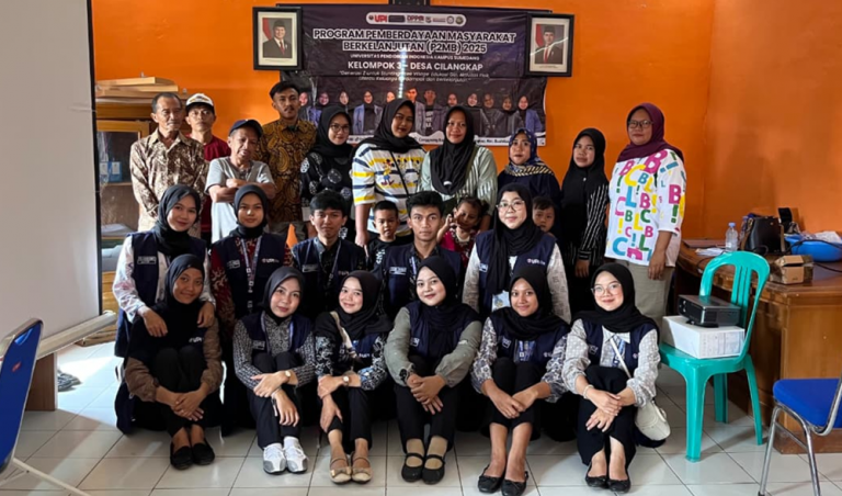 Mahasiswa UPI di Sumedang Gelar Workshop “Ecobrick” untuk Kurangi Sampah Plastik