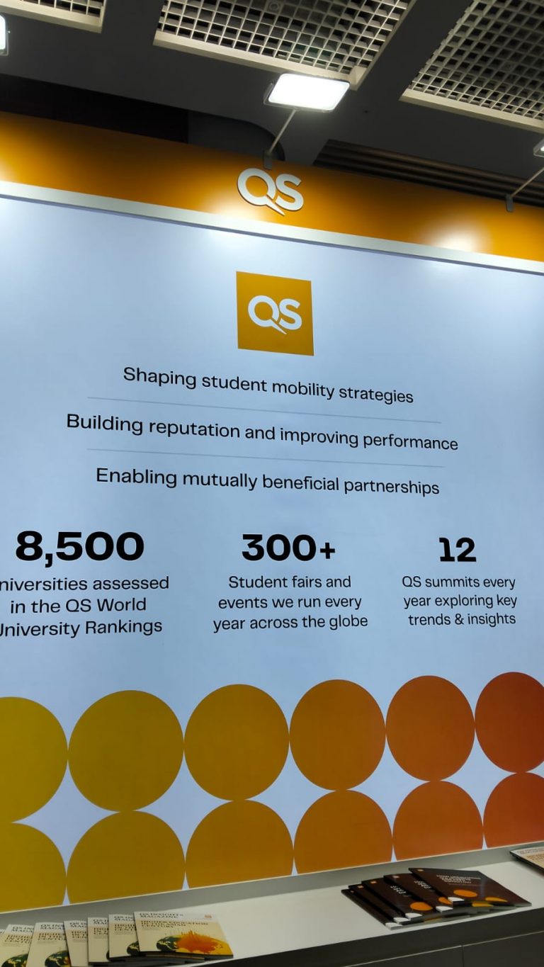 Pameran Pendidikan Tinggi QS Asia Pacific Summit 2025: Ikhtiar UPI dalam Memperkuat Jejaring Global dan Reputasi Akademi