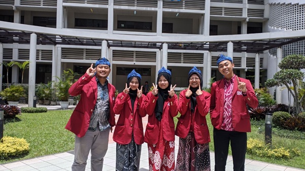 Mahasiswa Pendidikan Fisika UPI Sapu Bersih Tiga Penghargaan Nasional untuk Inovasi Pembelajaran Inklusif