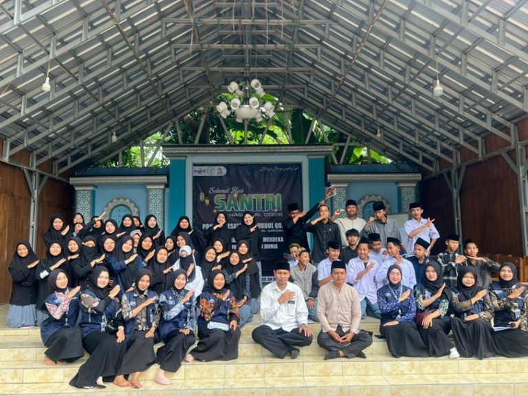 Mahasiswa UPI di Sumedang Gelar Penyuluhan Narkoba dan Stunting di Pesantren Hubbul Qur’an