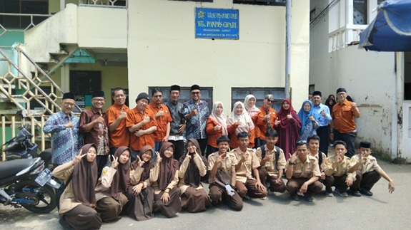 PERINGATAN HARI SANTRI NASIONAL: UPI LUNCURKAN PROGRAM “PROFESSOR GOES TO PESANTREN” CETAK 1000 SANTRIPRENEUR DI JAWA BARAT