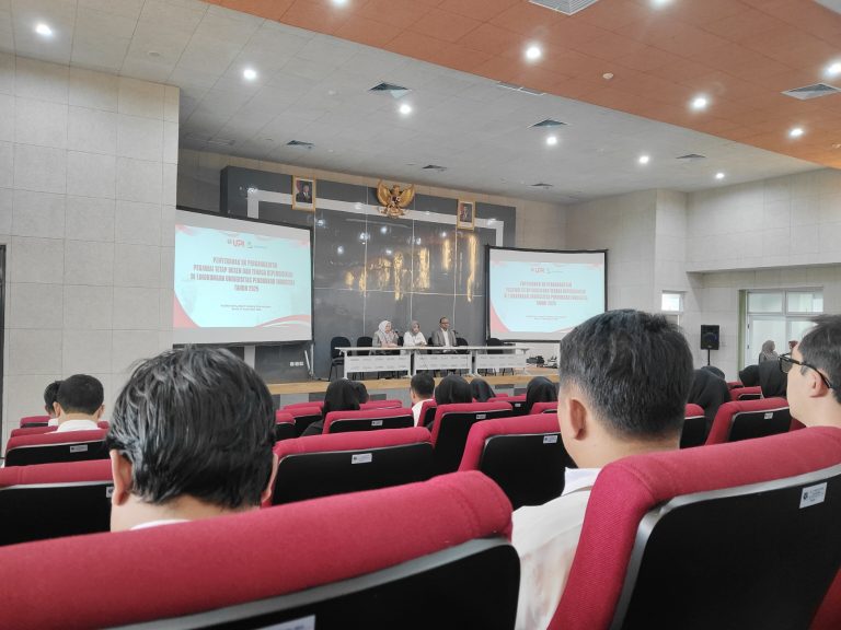 UPI Serahkan SK Pengangkatan Pegawai Tetap Dosen dan Tendik 2025