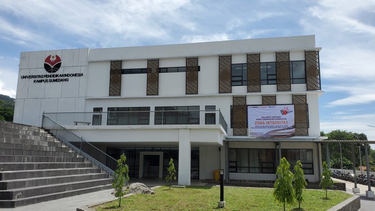 Merawat Laut Lewat Ide: Cerita Mahasiswa UPI di Sumedang di Balik Marine Tourism Festival 4.0