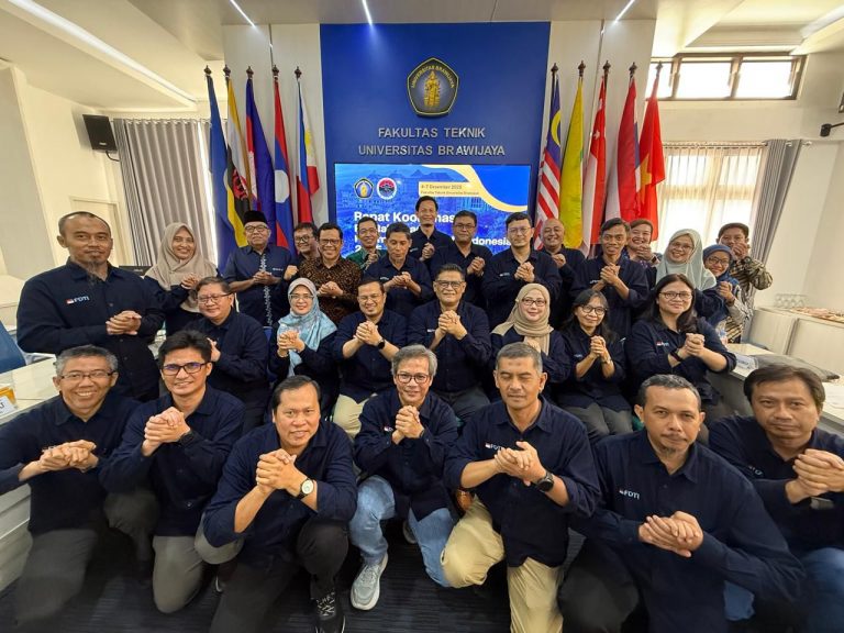 Dekan FPTI UPI Perkuat Sinergi Pendidikan Teknik Nasional Berbasis SDGs di Pra-Rakernas FDTI 2025