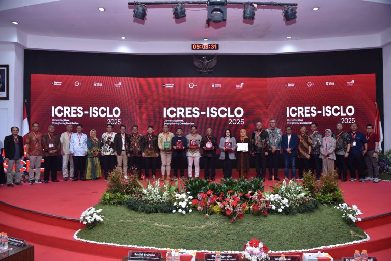 Rektor UPI Prof. Didi Sukyadi Jadi Keynote Speaker di ICRES-ISCLO 2025: Dorong Transformasi Digital dan Kemitraan Global