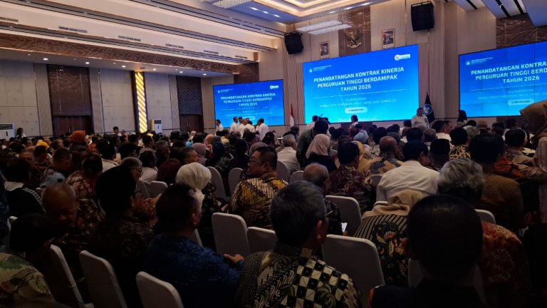 Komitmen UPI Menuju Perguruan Tinggi Berdampak: Penandatanganan Kontrak Kinerja 2026