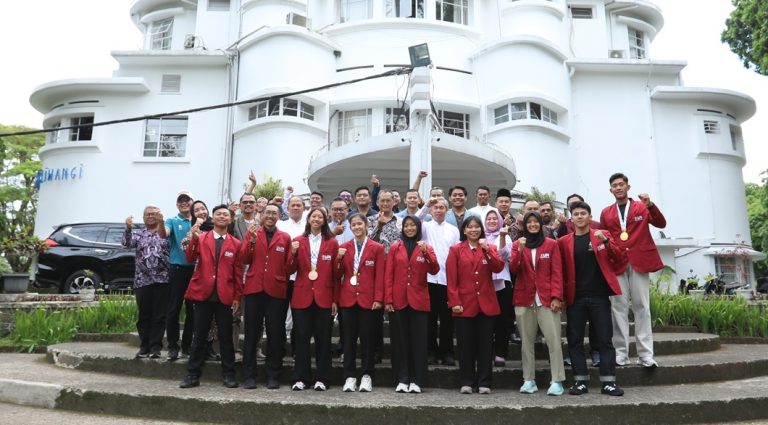 Bebaskan UKT, UPI Apresiasi Mahasiswa Peraih Medali di Sea Games 2025 Thailand