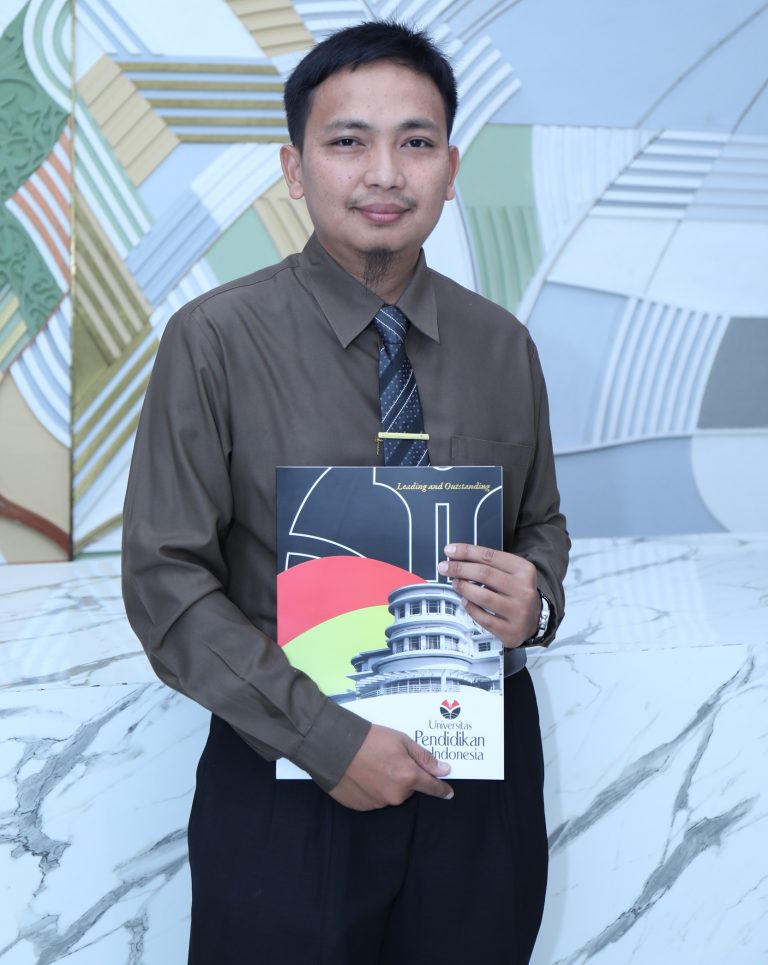 Prof. Eka Cahya Prima, Profesor Termuda Pada Bidang Fisika, Siap Kembangkan Pusat Unggulan Energi Terbarukan