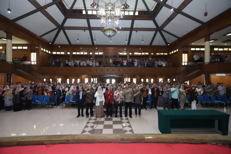 Anggaran Penelitian Ditambah, 1.400 Peneliti UPI Teken Kontrak Penelitian dan PkM Tahun 2026