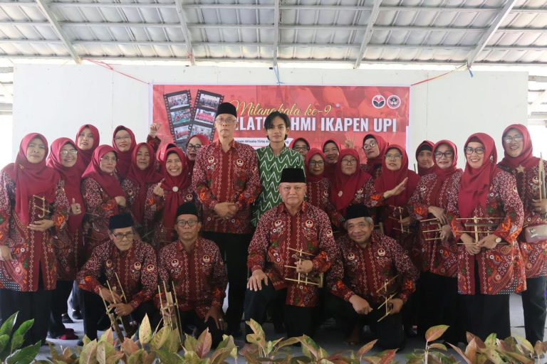 IKAPEN UPI Gelar Silaturahmi Idul Fitri 1447 H dan Peringati Milad ke-9