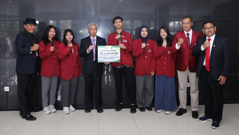 215 High‑Achieving UPI Students Receive Genius Scholarship from West Java Provincial Government