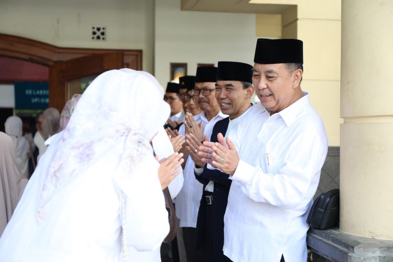 Targetkan Mutu Internasional, YPSL Bumi Siliwangi Perkuat Sinergi Lewat Halalbihalal