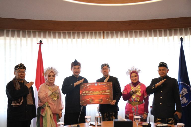 Dari Bengkel Robot ke Ruang Kelas: Perjalanan Kusman Subarja Mencetak Generasi Juara