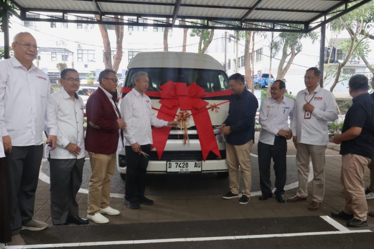 FPIPS UPI Terima Bantuan Mobil Operasional dari PT Telkom Indonesia untuk Dukung Program SDGs