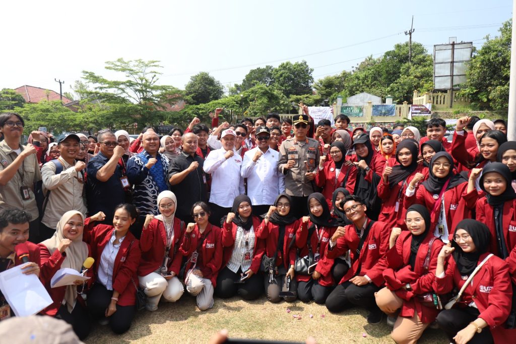 Siap Mengabdi Selama 40 Hari, Mahasiswa UPI Bawa Semangat Bangun Desa melalui KKN