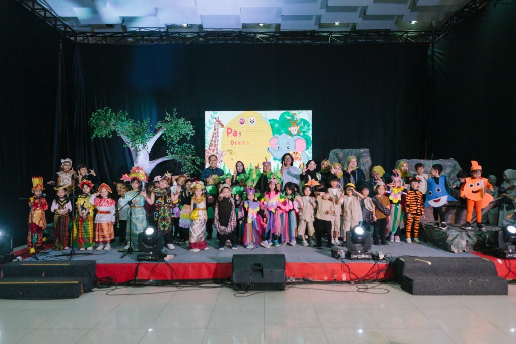 Sentil Kerusakan Lingkungan Lewat Seni, TK-Kober Lab. UPI Gelar Drama Musikal “Rumah Kita”