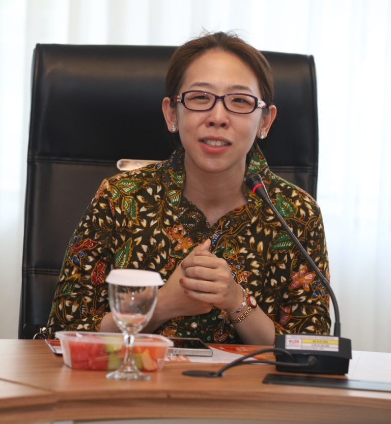UPI Rekrut dr. Elvine Gunawan, Sp.KJ Sebagai Dosen Tetap UPI