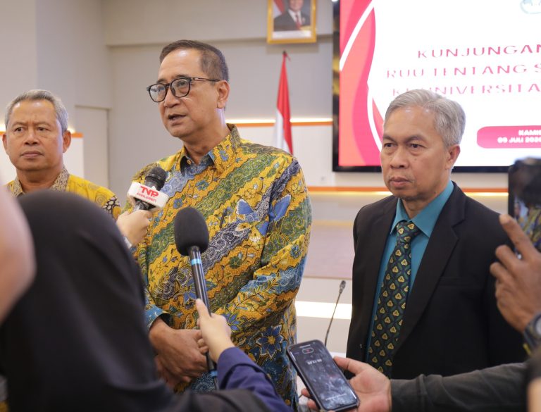 Komisi X DPR RI Serap Aspirasi di UPI, Dorong Pembaruan Sistem Pendidikan Nasional yang Inklusif dan Berkelanjutan