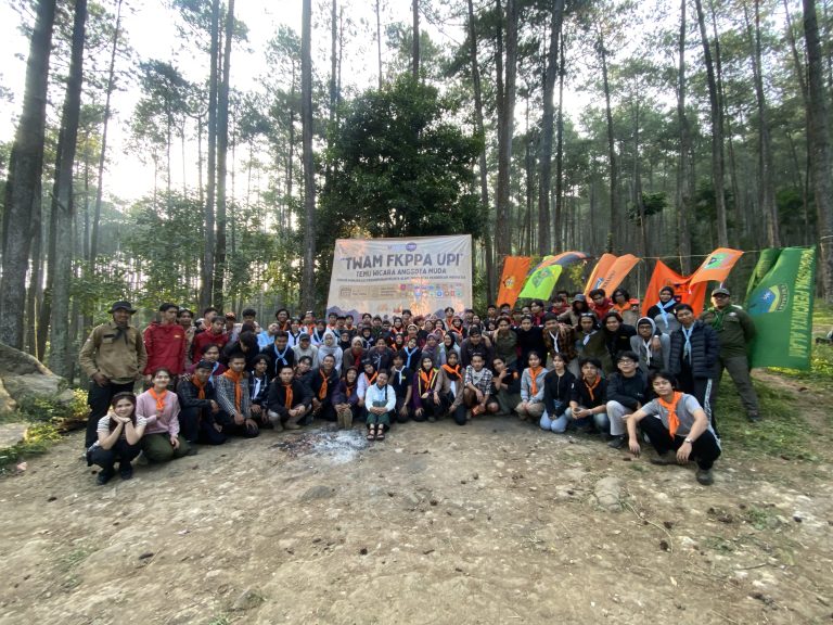 FKPPA UPI Sukses Gelar Temu Wicara Anggota Muda di Gunung Manglayang