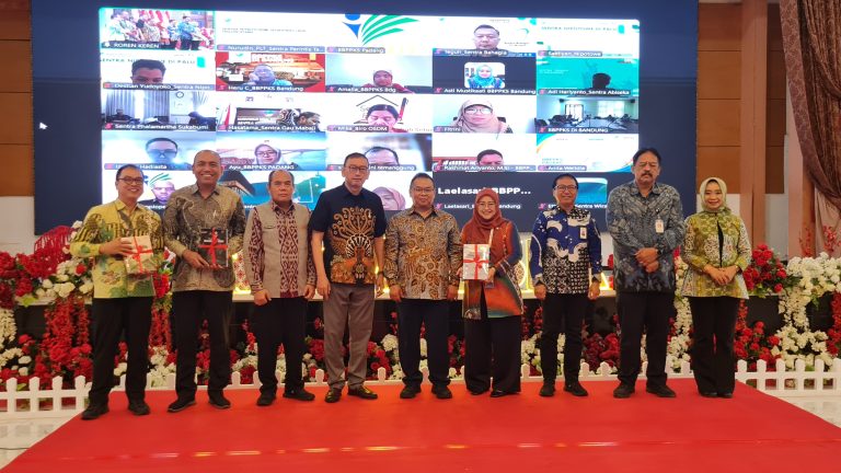 UPI Serahkan 1.018 Modul Pembelajaran pada Kemensos untuk Mendukung Sekolah Rakyat