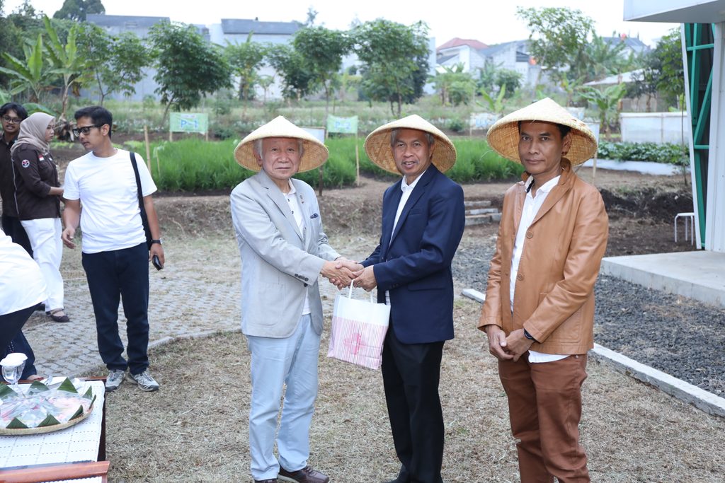 UPI Uji Coba Pupuk Earth Japan Farm, Dorong Produktivitas dan Kesejahteraan Petani