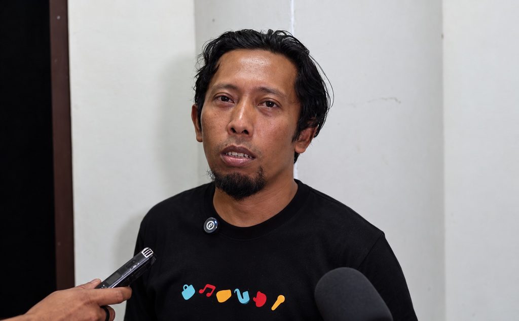 Yujeng Hensem: Dari Lembur Bitung UPI ke Panggung Hiburan Nasional
