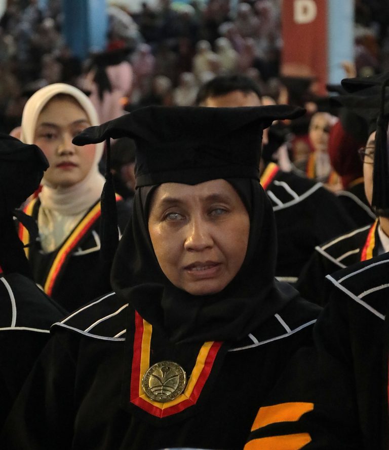 Lulus S2 Pendidikan Khusus UPI, Perjuangan Ainun Sebagai Mahasiswa Disabilitas TunaNetra